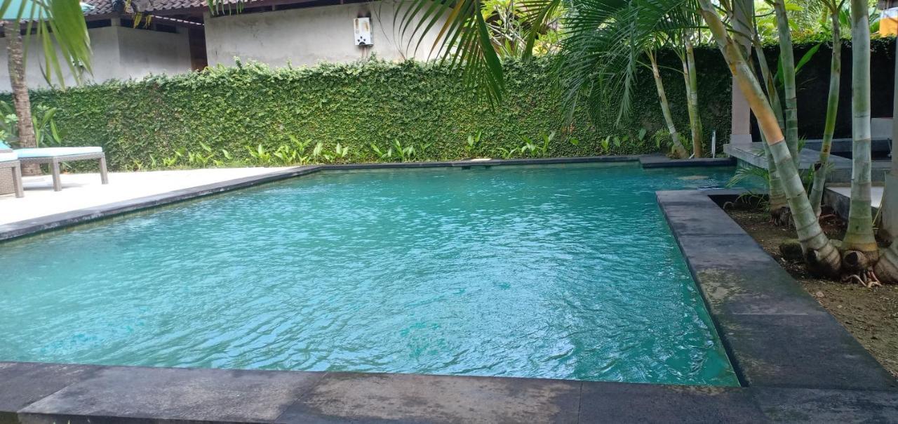 Bale Lumbung Bungalows Sakti ภายนอก รูปภาพ