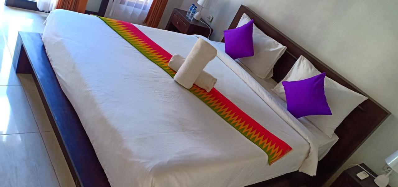 Bale Lumbung Bungalows Sakti ภายนอก รูปภาพ